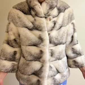 Real Mink Fur coat Brand new size S-M.